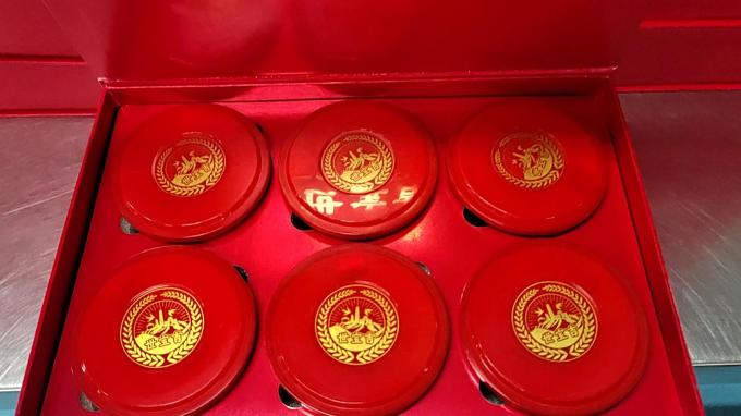 latest company case about Customer case：Wong Lo Kat bird's nest gift box