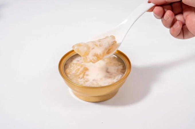 Stewed Instant Bird'S Nest Drink Fish Maw Porridge With Raw Coconut Soy Milk Nutritious Breakfast