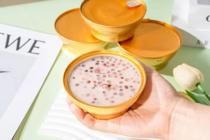 Red bean sago with milk , Sweet and nourishing , Eat light meals instead , A must-have Hong Kong dessert in summer