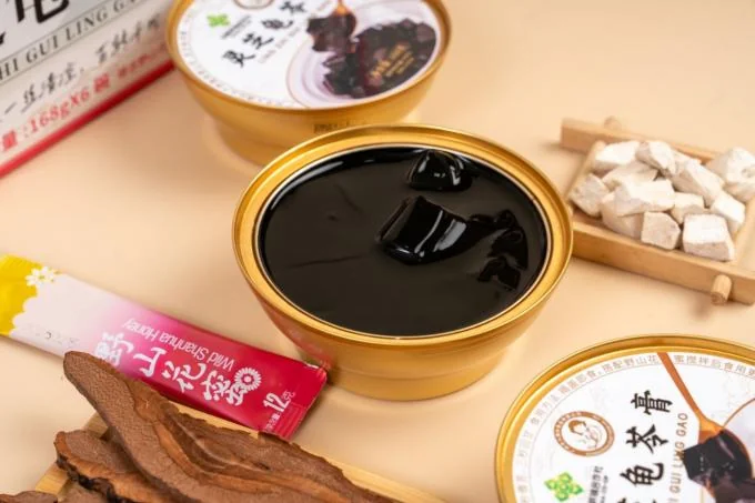 Ready-to-eat light desserts Authentic instant Chinese Guilinggao Natural herbal flavor Easy to carry and eat Customizable private label