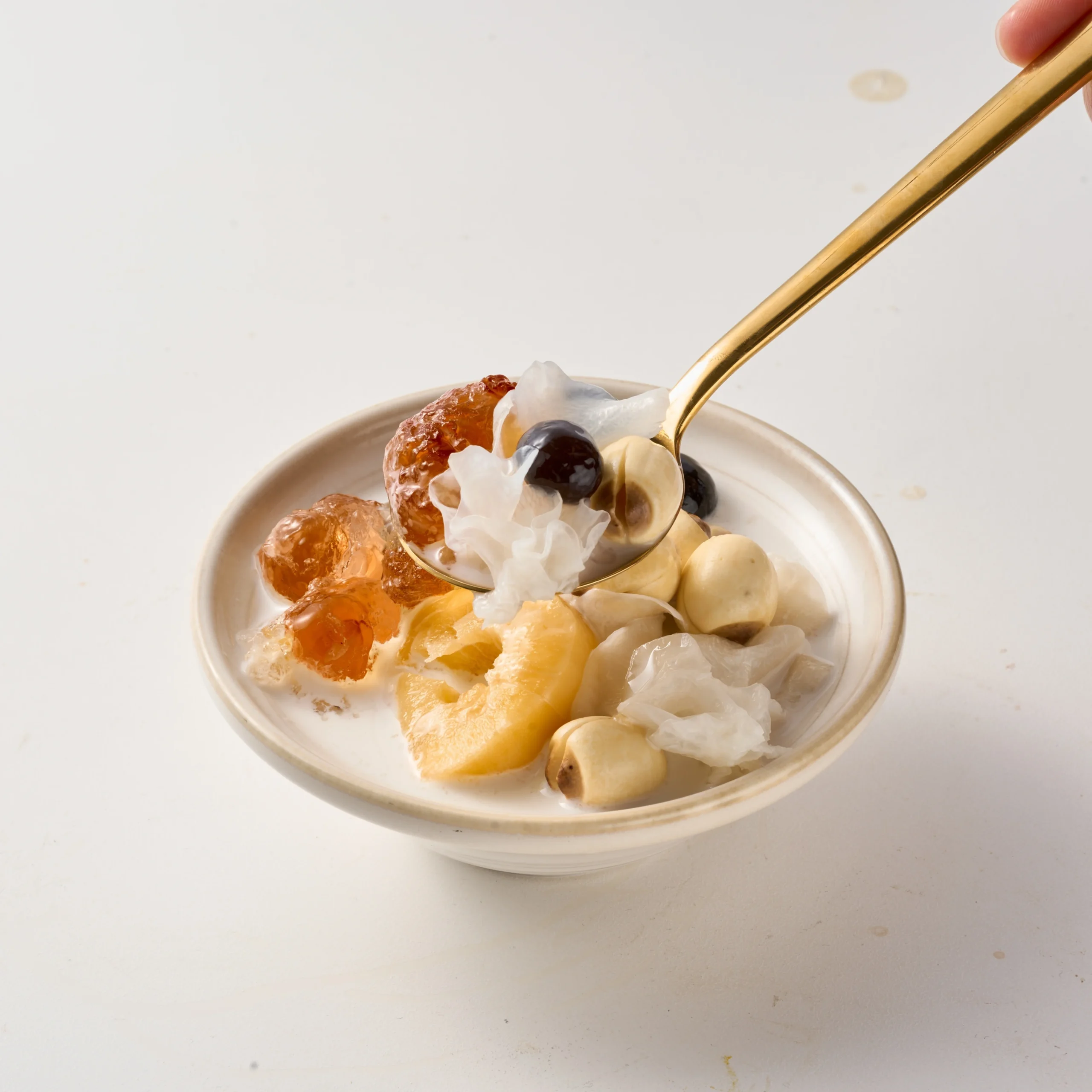 Portable Single-Serve Assorted Peach Gum Cassava Soup: Chewy Fiber-Rich Grab-And-Go Option That Cuts Sweet Cravings For Office Workers - Imagem 3